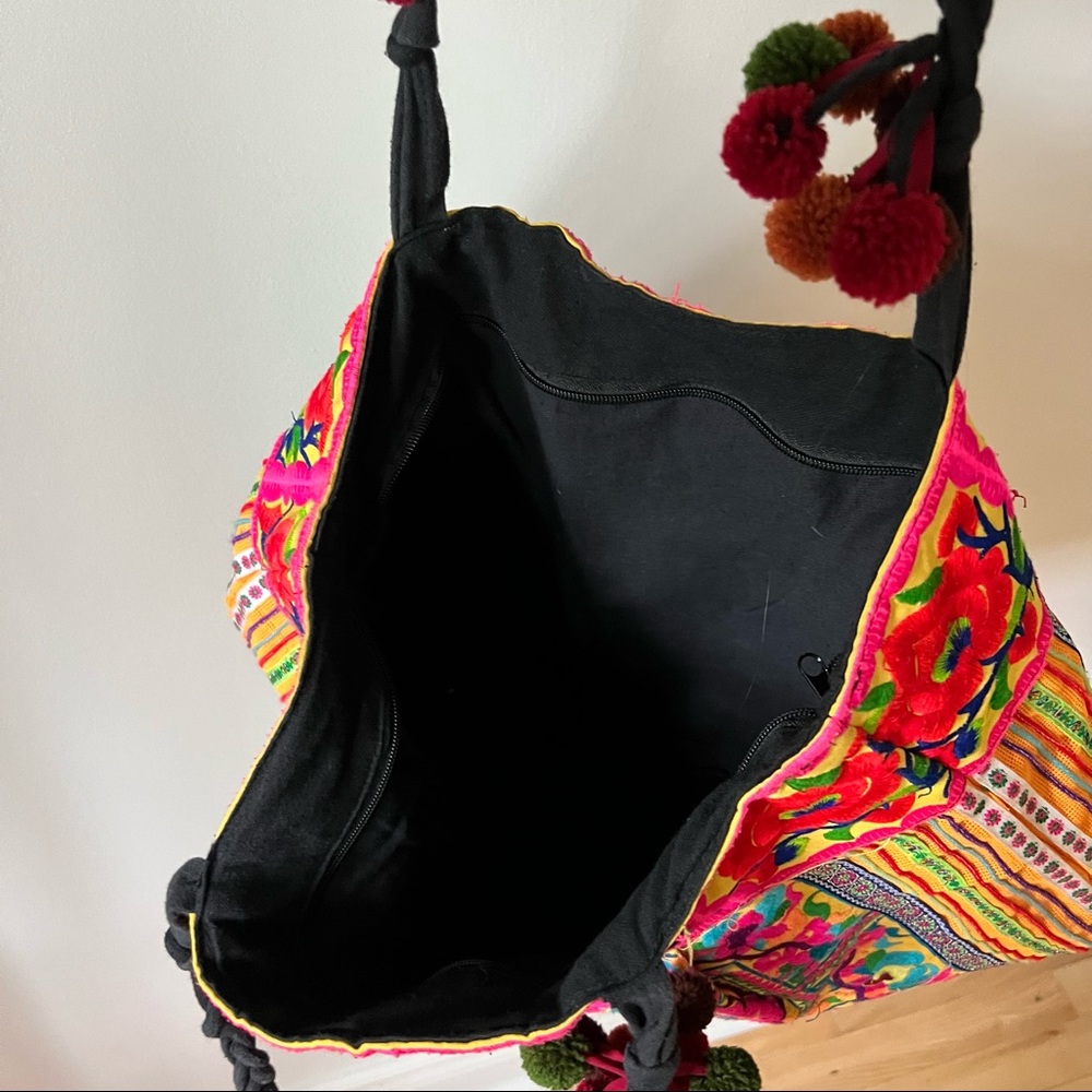 Colorful Embroidered Bag - Picture 9 of 11
